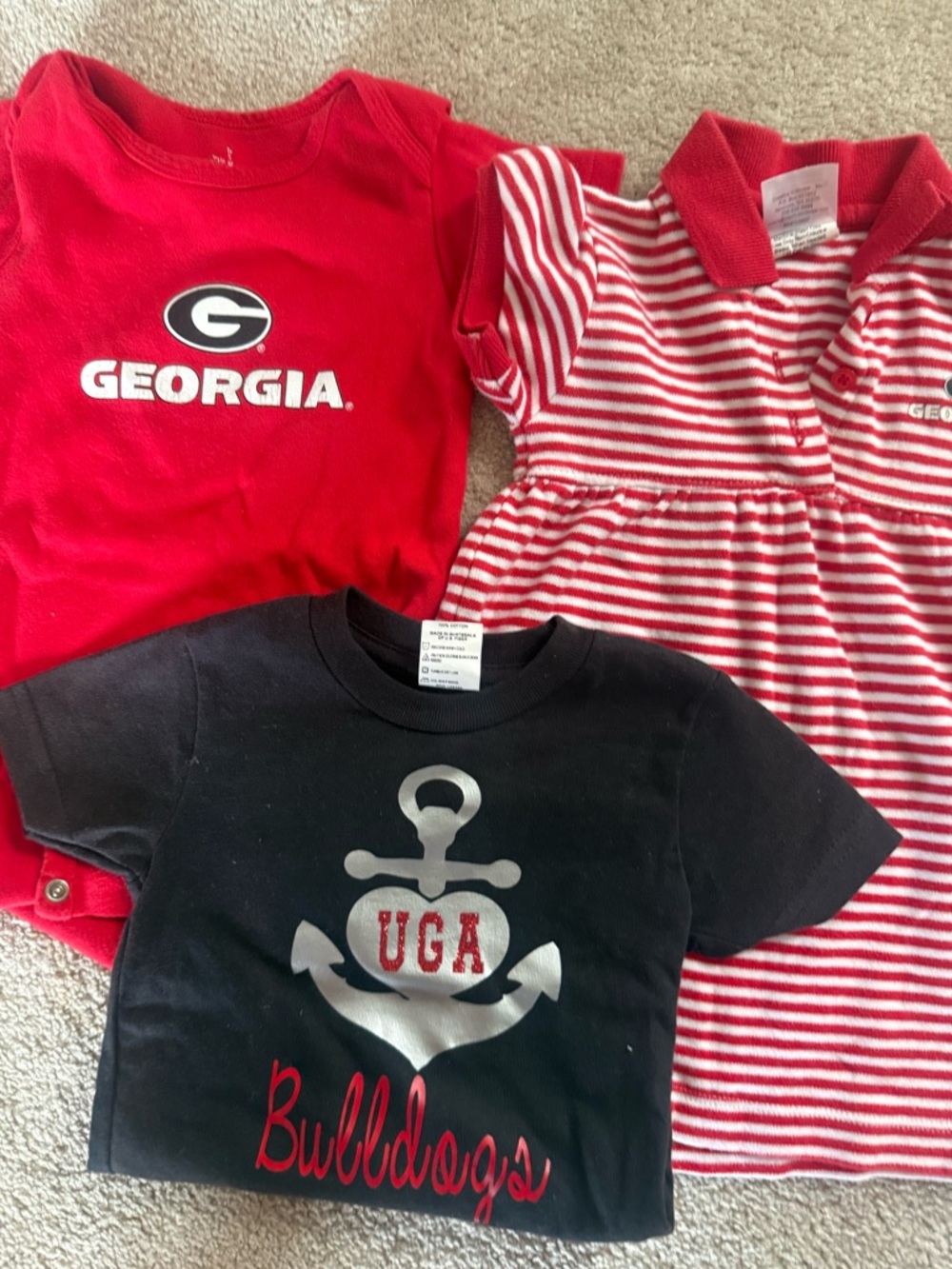 Georgia Bulldogs Baby 3-Piece Red & Black Outfit Set